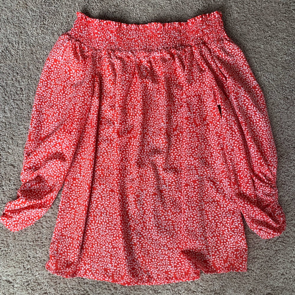 Red and white floral blouse, size small, good condition